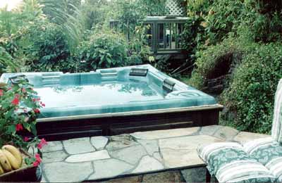 Relax in your own private jaccuzzi tub...ahhhhh!